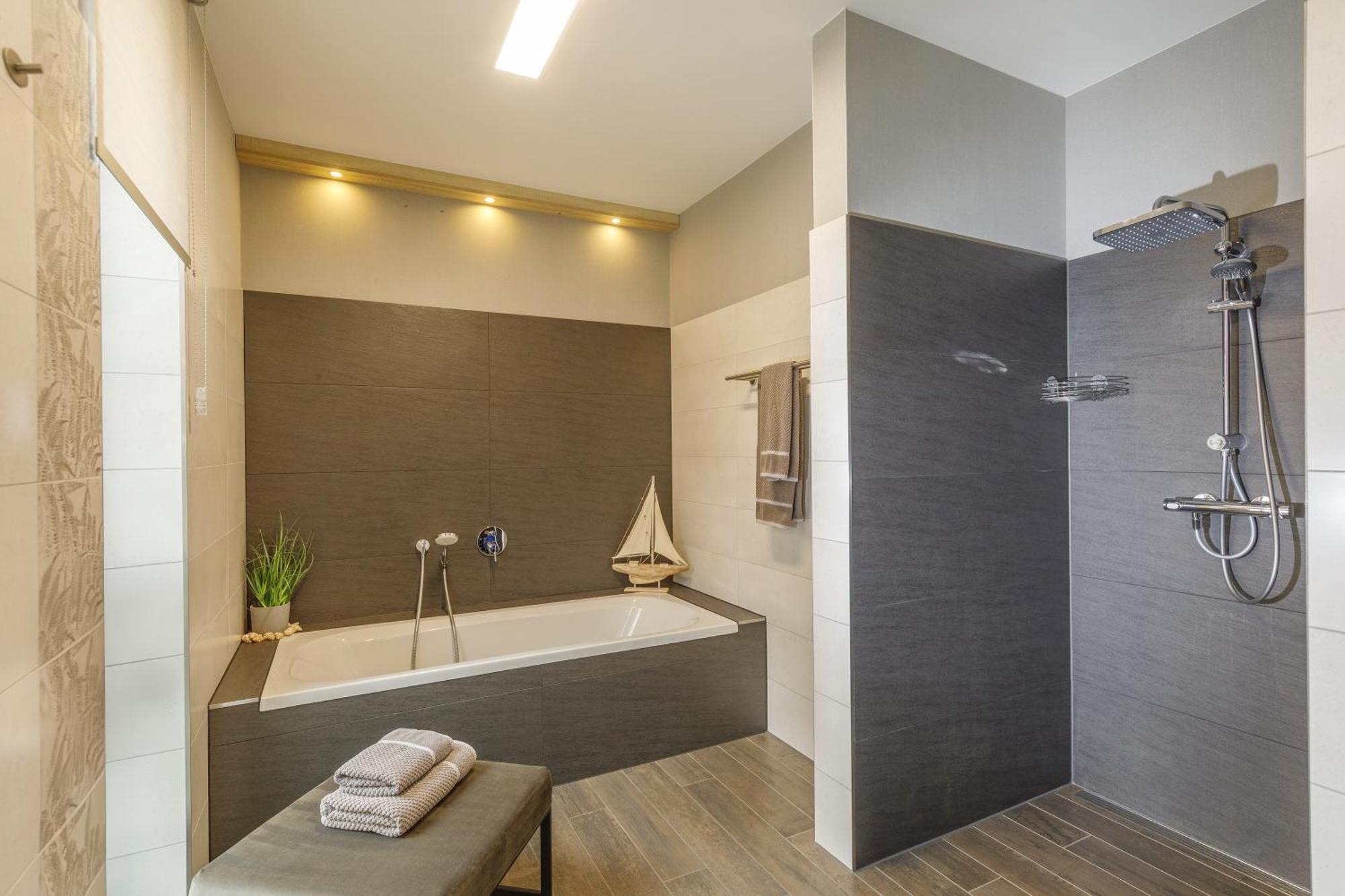 Monopol Apartments Вернигерод Екстериор снимка