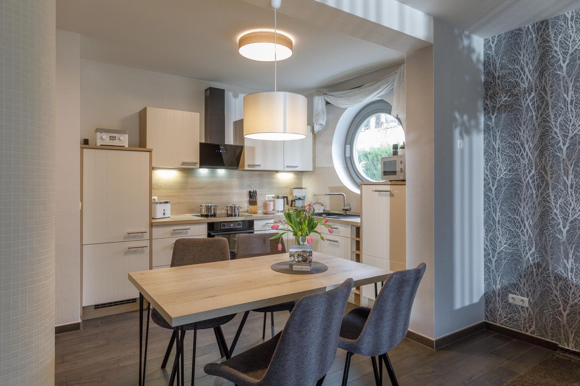 Monopol Apartments Вернигерод Екстериор снимка